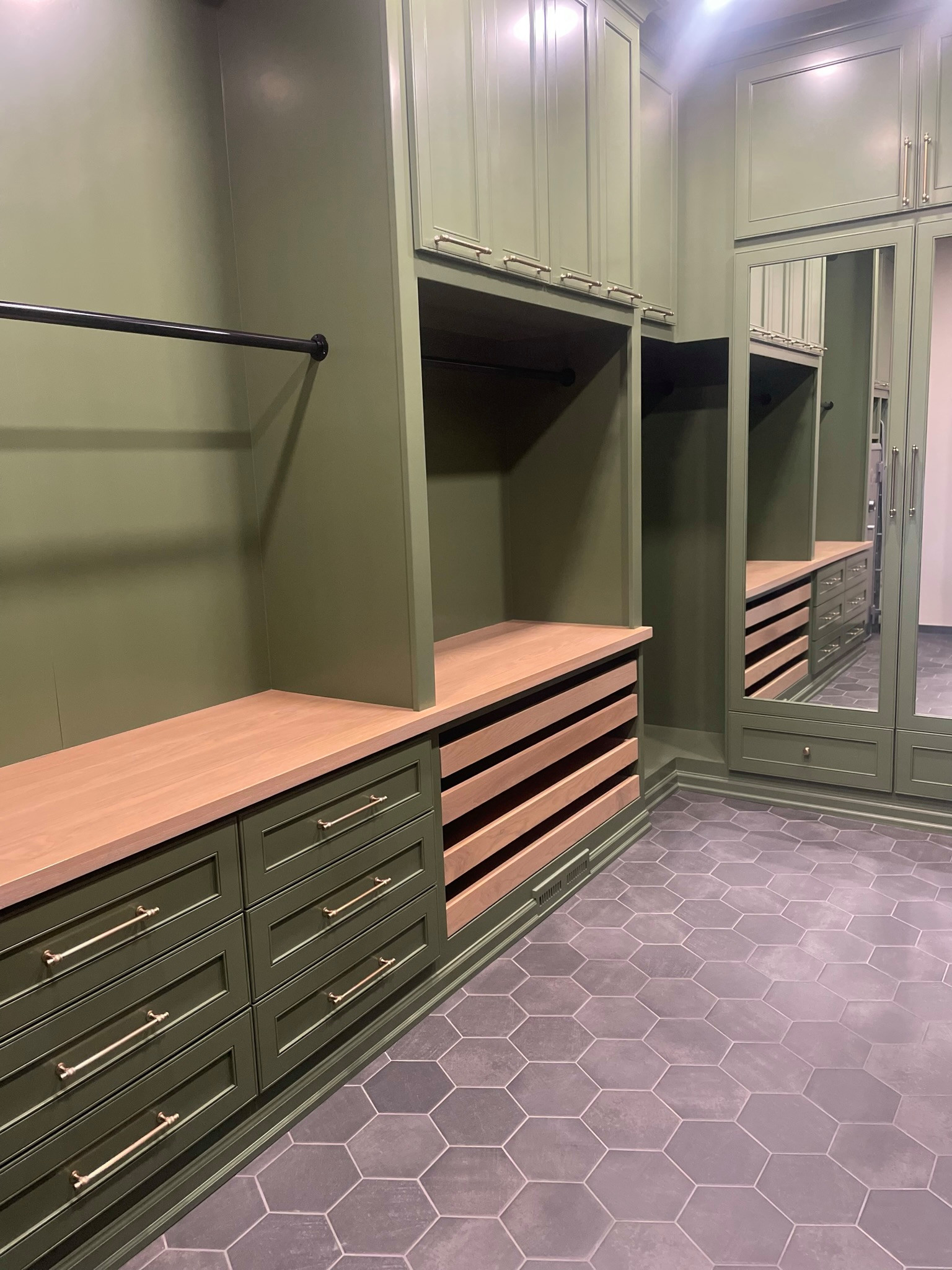 Hunter's Creek Primary Suite