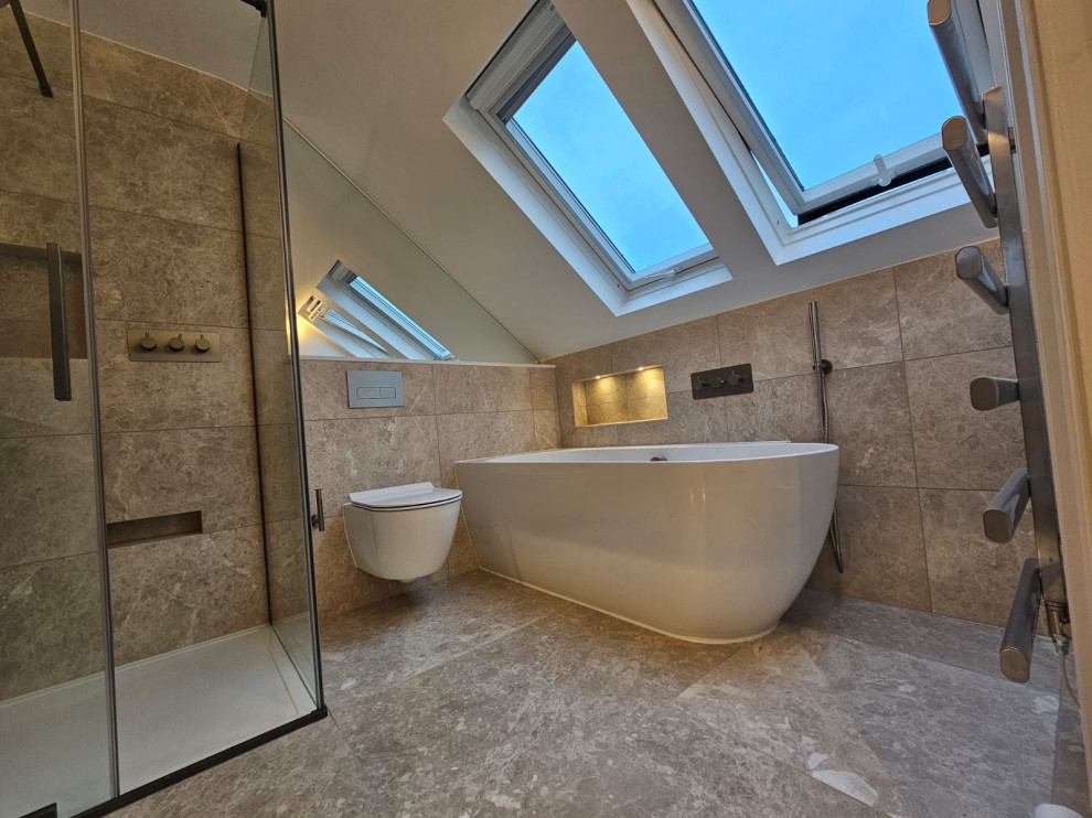 Rustic Bathroom | Corner View
