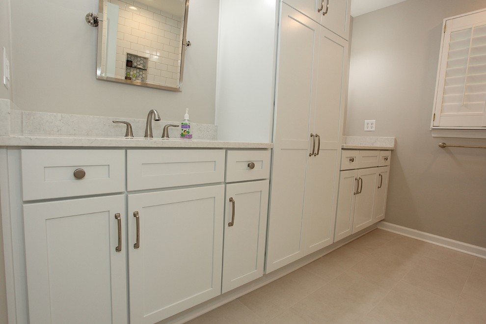 Example of a transitional bathroom design in Indianapolis