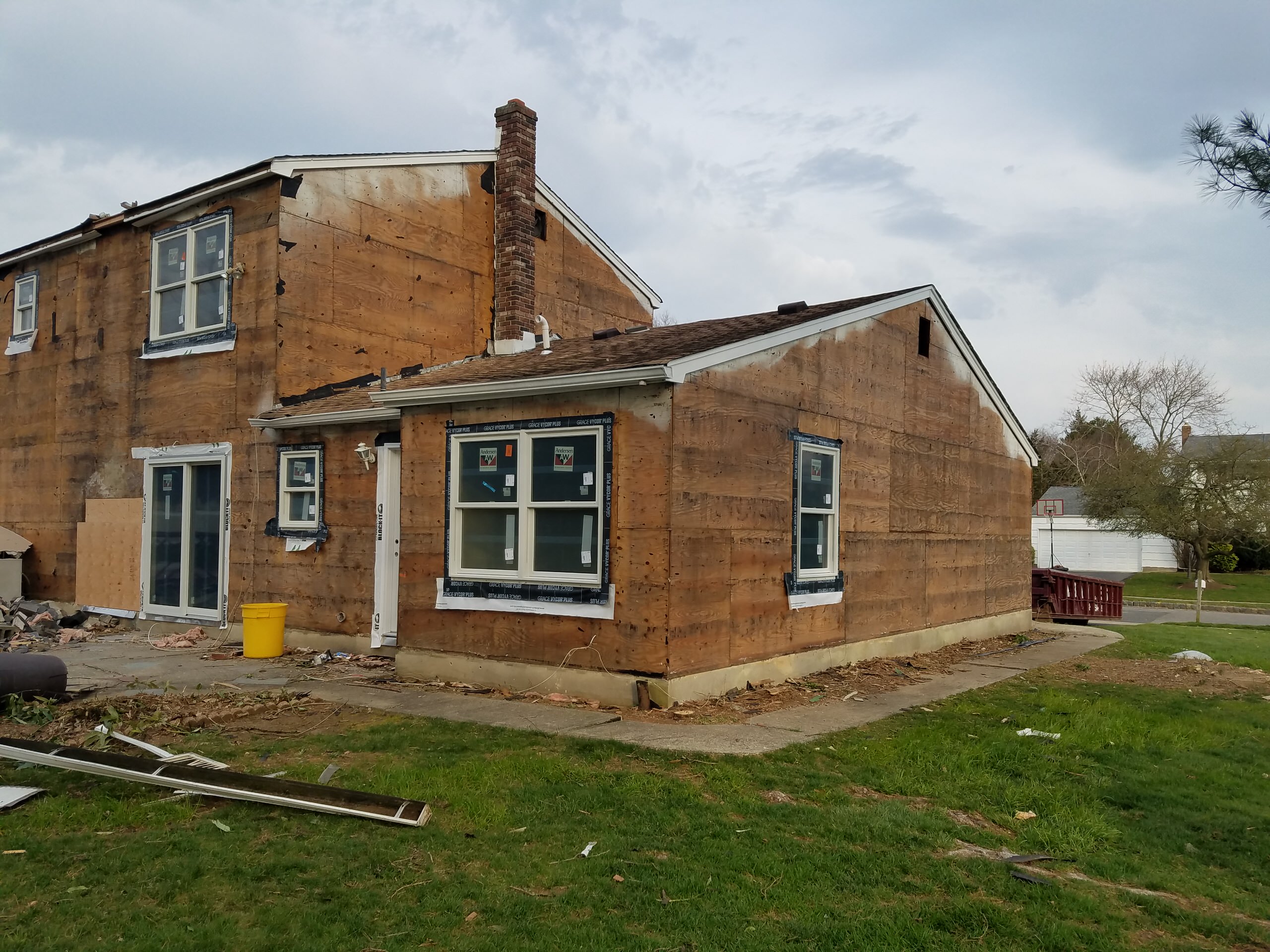 New Windows, Vinyl Siding, and Gutters at Gunpowder Drive in East Brunswick, NJ