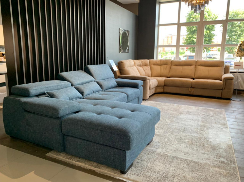 Интерьер магазина мебели