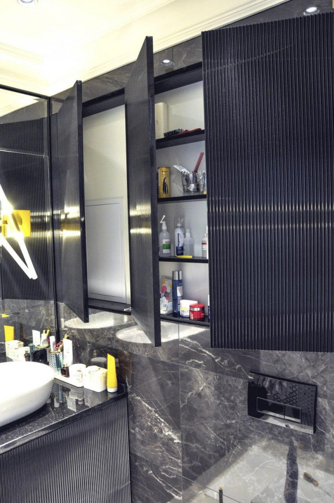 Встроенный шкафчик