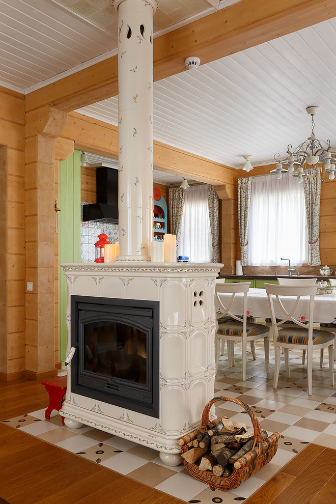 Гармоничный интерьер в традициях русского стиля.