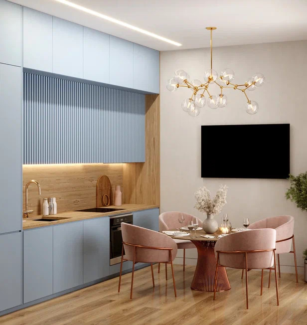 Яркий дизайн квартиры для пары в возрасте с элементами классики