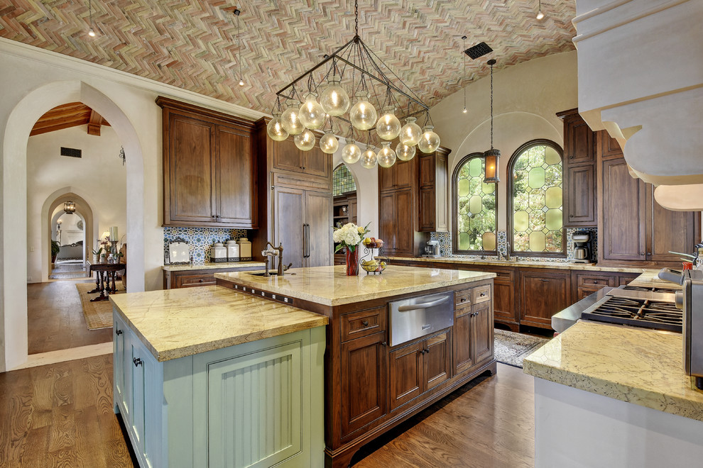 Example of a transitional kitchen design in Austin