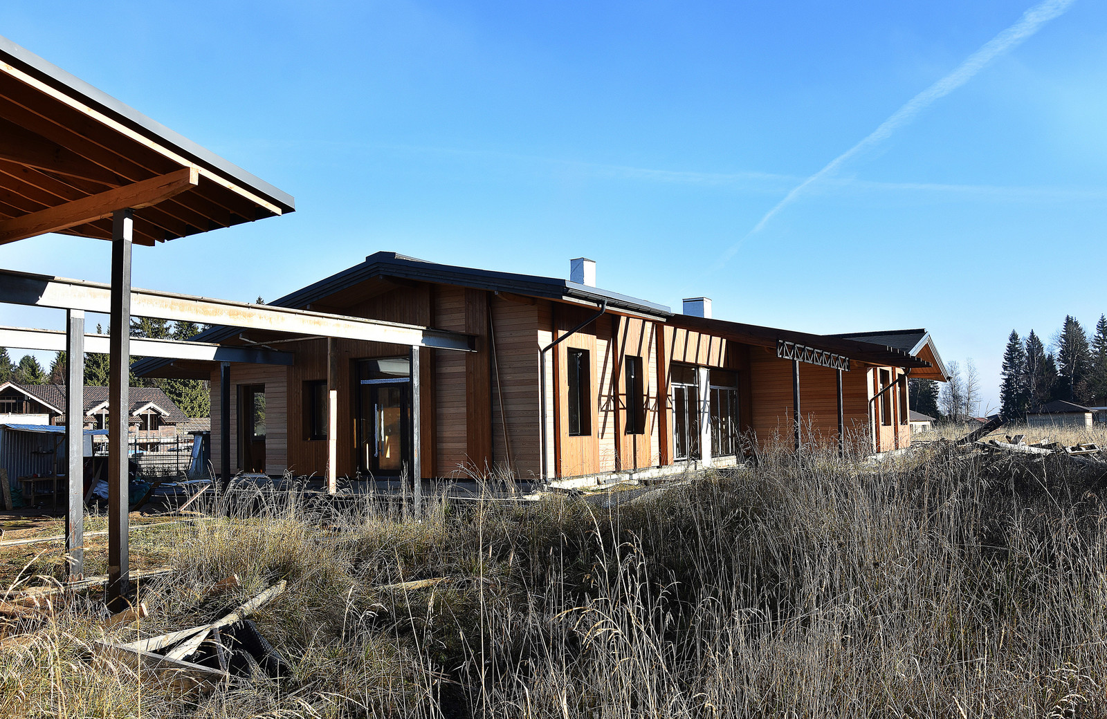 Одноэтажный жилой дом 250 м2