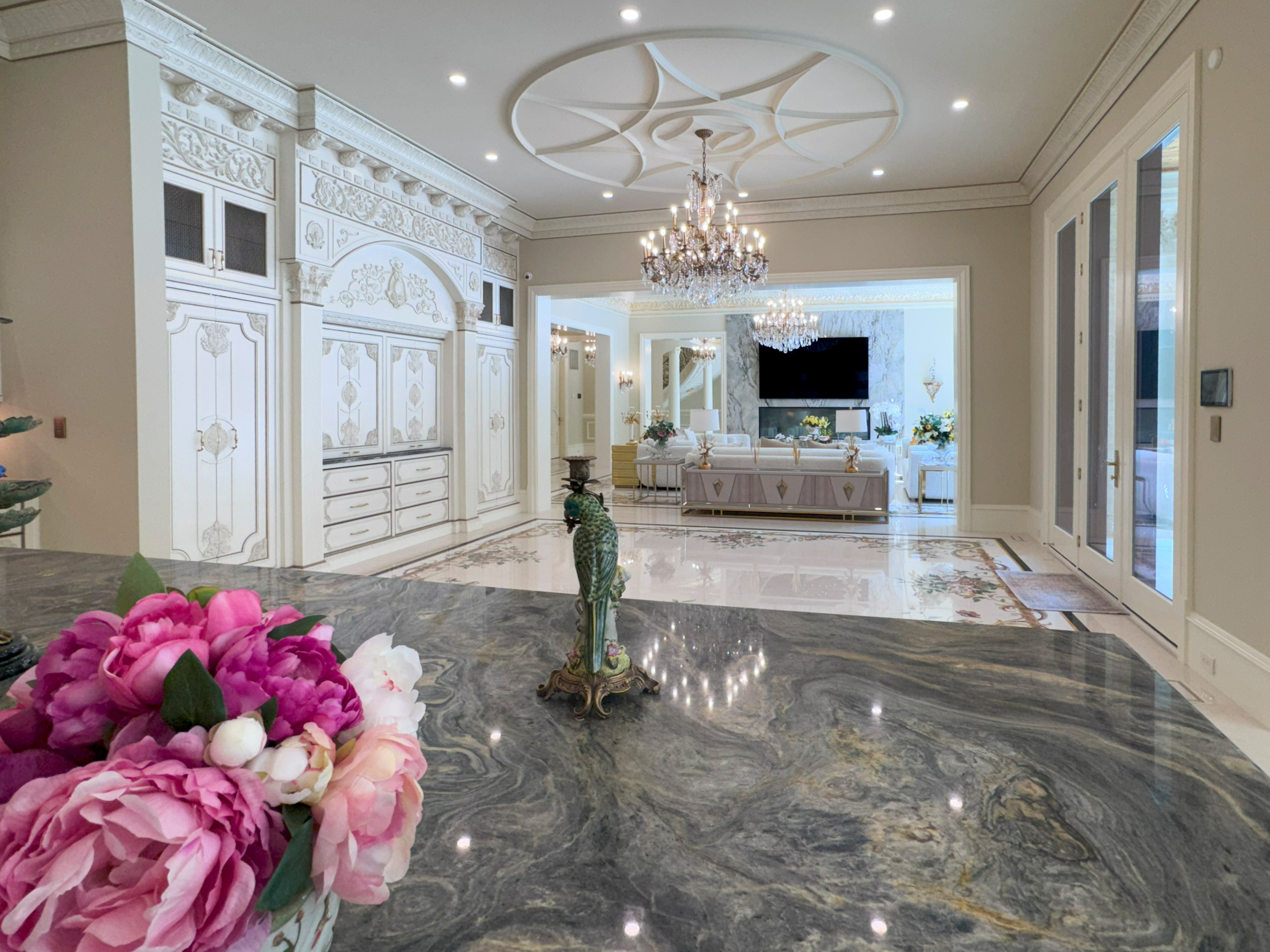 135_Vibrant Staircase with Touch of Historic Grandeur, Great Falls, VA 22066