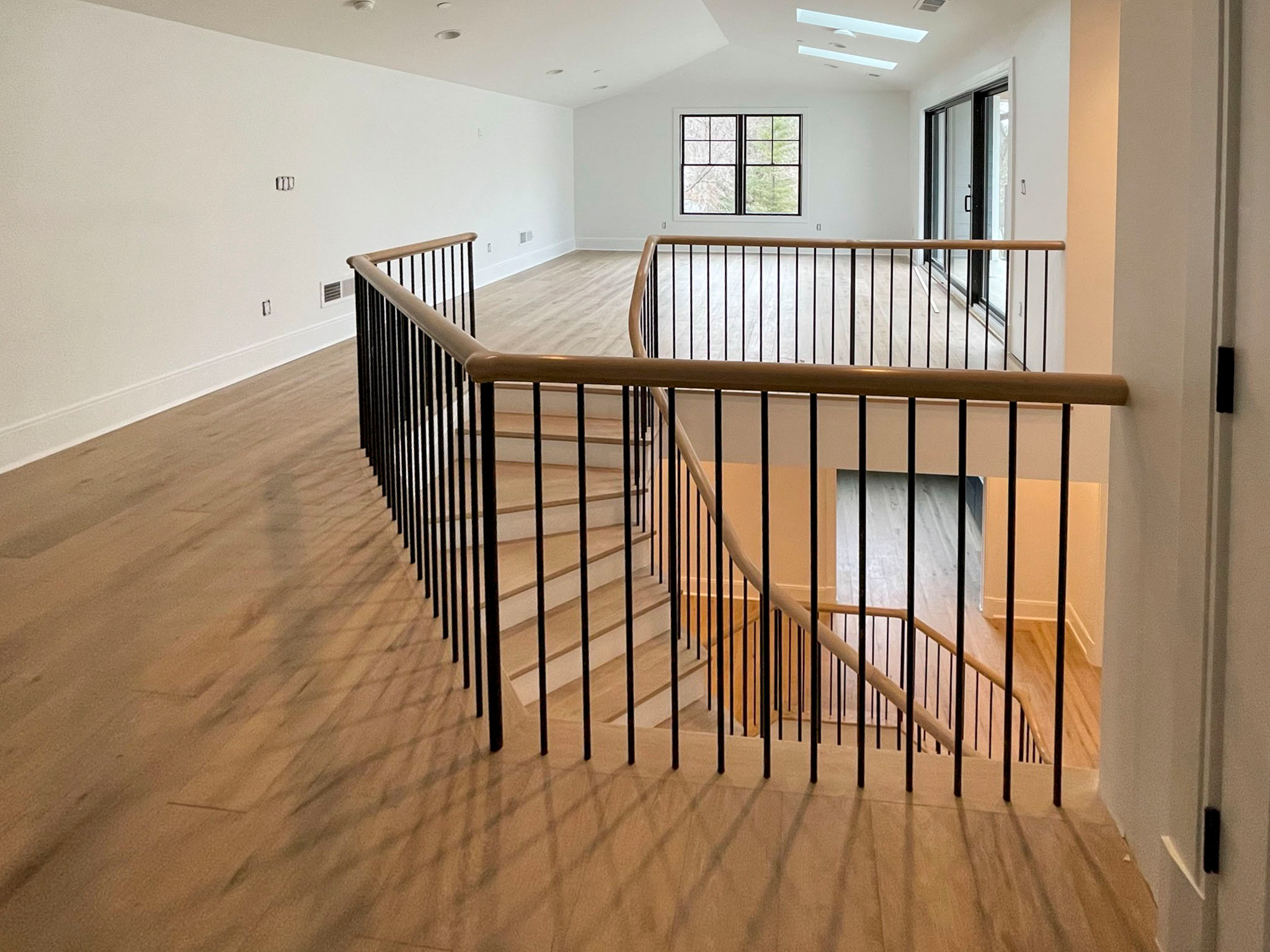 100_Hexagonal Floating-Staircase, Bethesda MD 20817