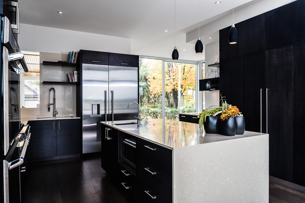 Inspiration for a contemporary kitchen in Ottawa with stainless steel appliances.