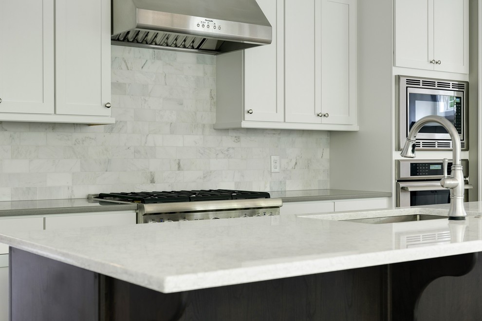 Transitional kitchen photo in Minneapolis