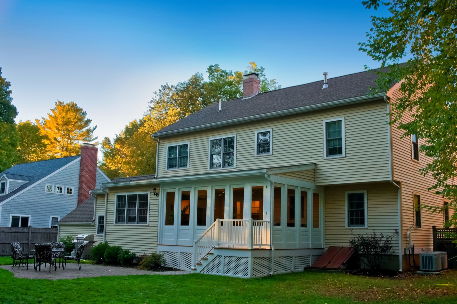 Three season porch