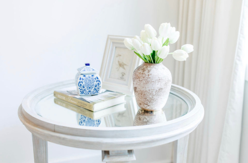 Home design - transitional home design idea