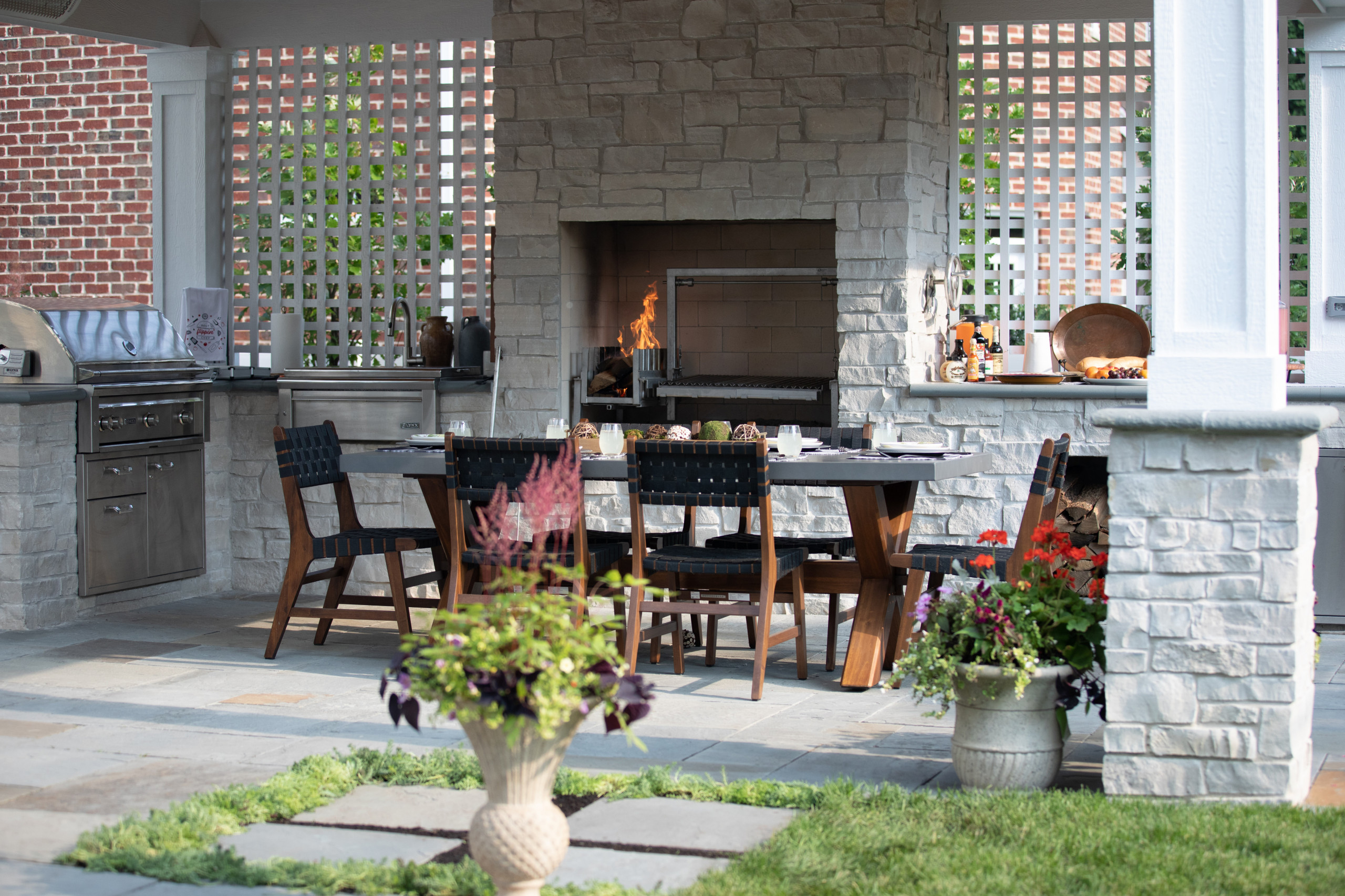 Elevate Your Outdoor Gatherings with Must-Have Patio Furniture