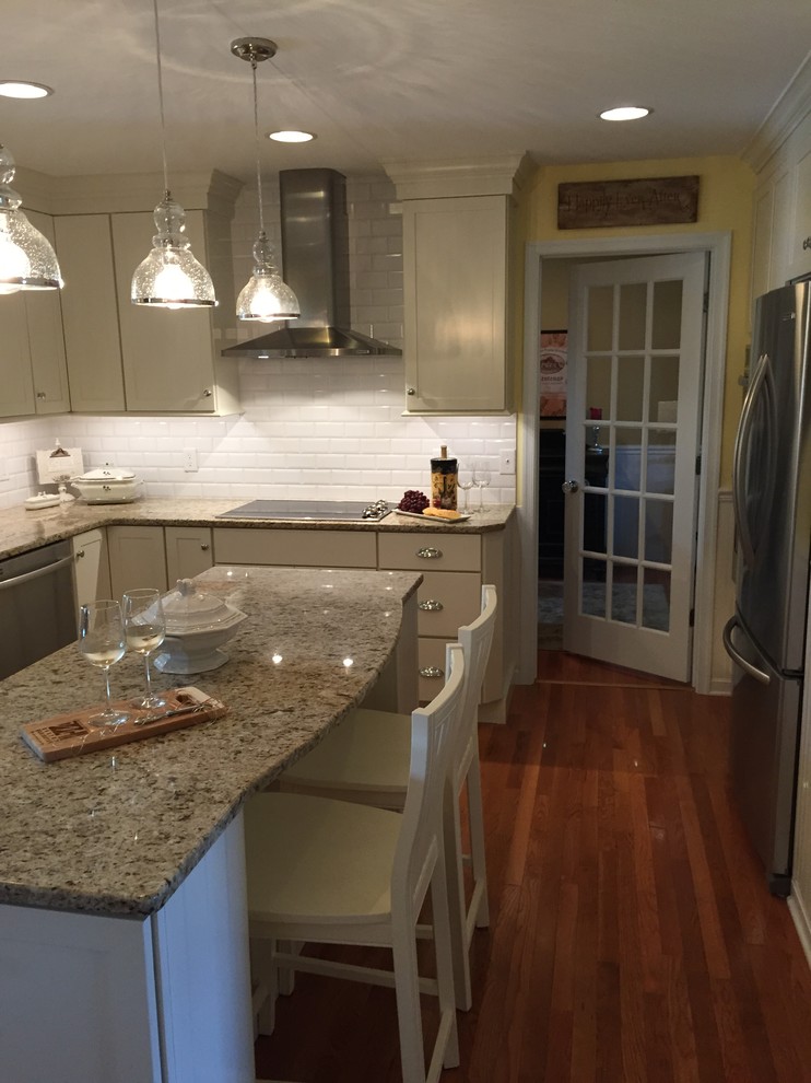 Off-white & White Kitchen with the Perfect Amount of "Glimmer"