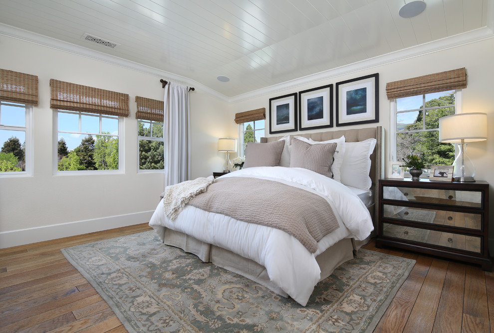 Example of an arts and crafts bedroom design in San Francisco