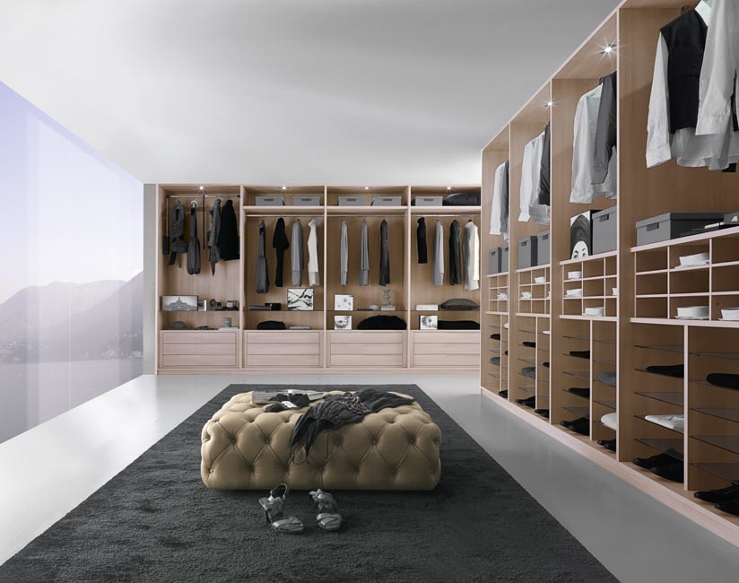 This is an example of a modern storage and wardrobe in New York.