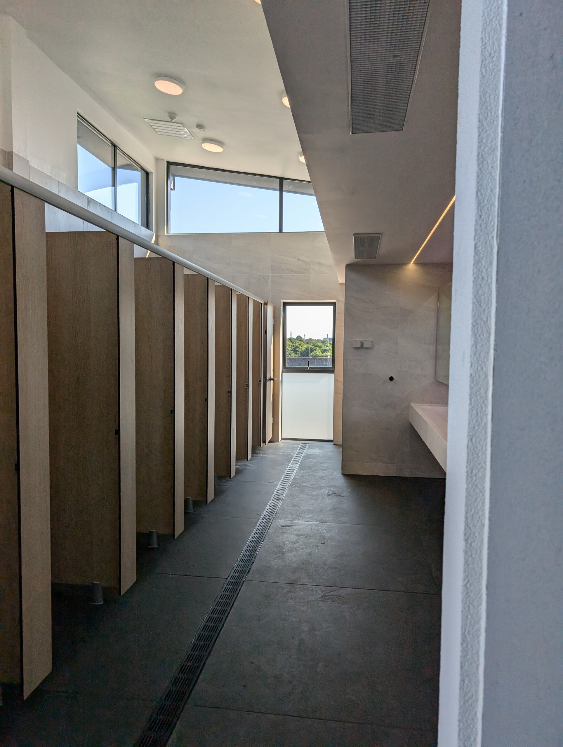 Commercial - Eurotunnel Customer Toilet Block
