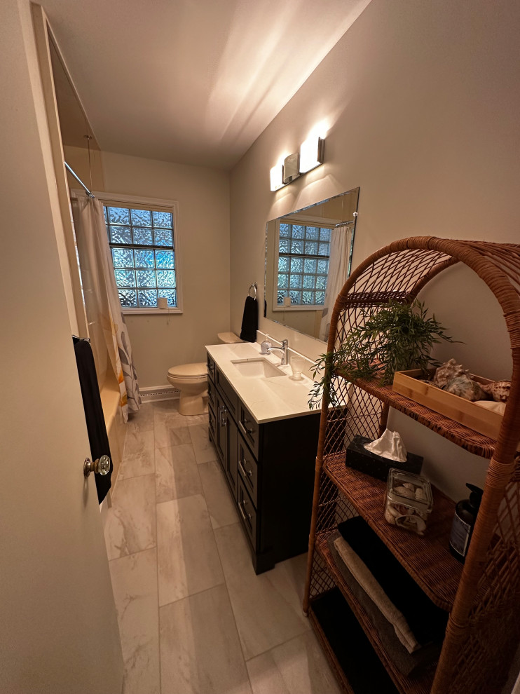 West Mile - Traditional Bathroom Remodel