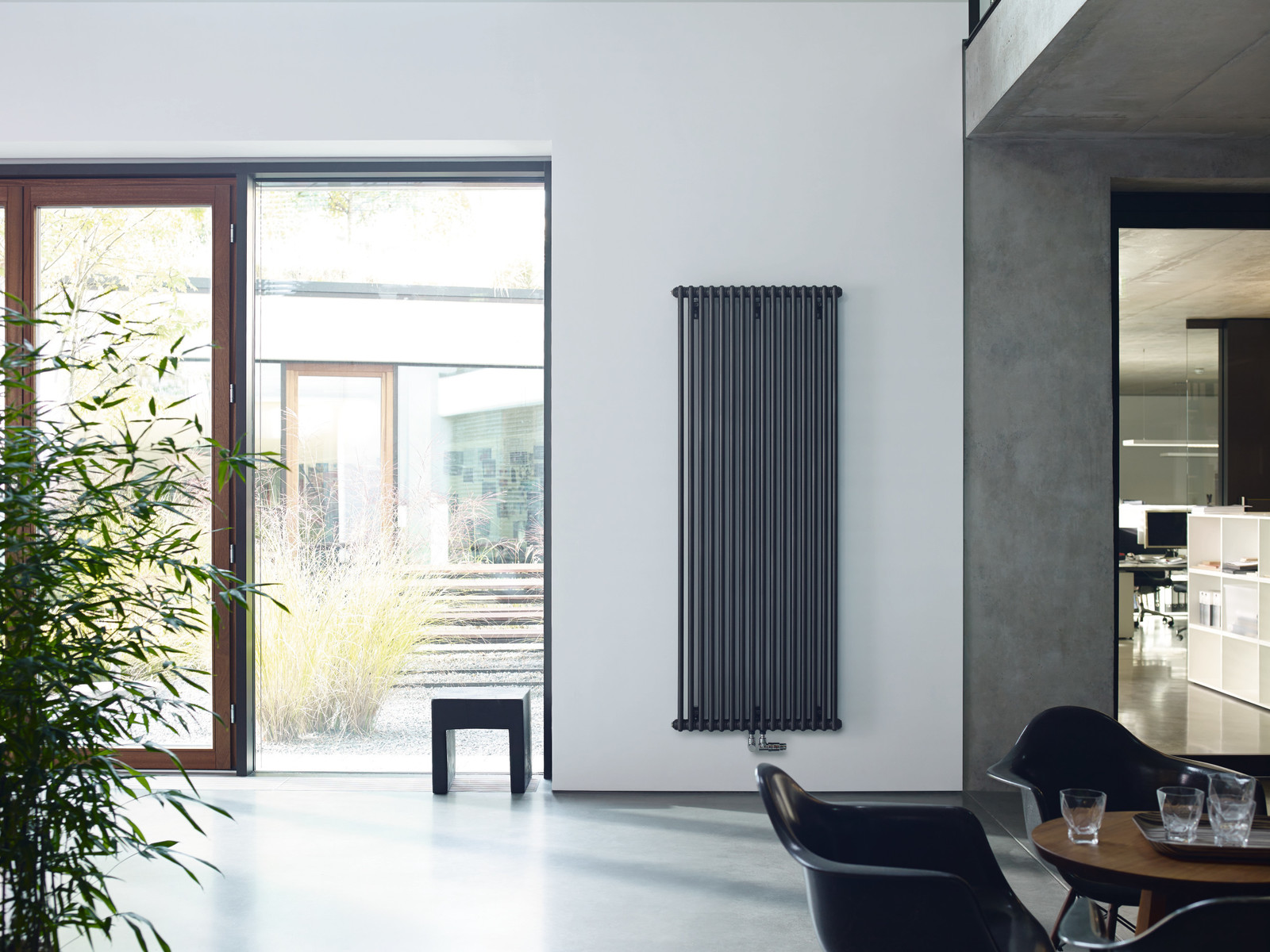 Zehnder Charleston в интерьере