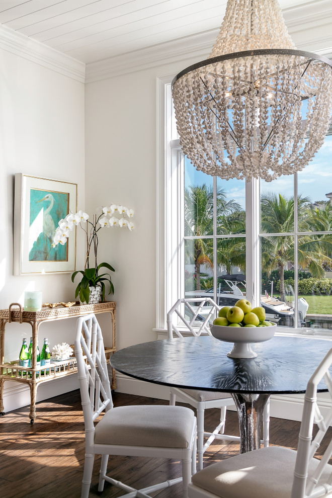 Design ideas for a tropical dining room in Tampa.