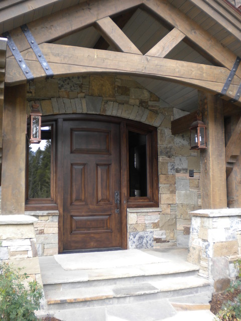 Peerless rustic-entry