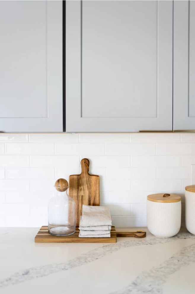 Inspiration for a transitional kitchen remodel in Phoenix