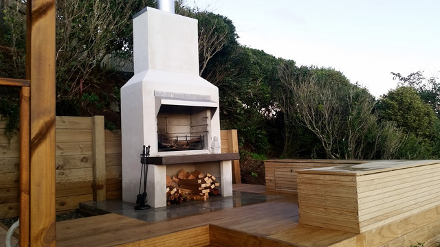  contemporary-deck