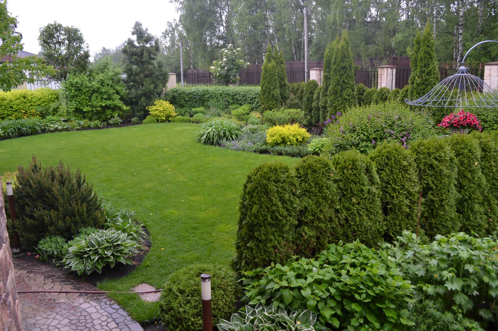 Сад Шехерезады в поселке Старбеево