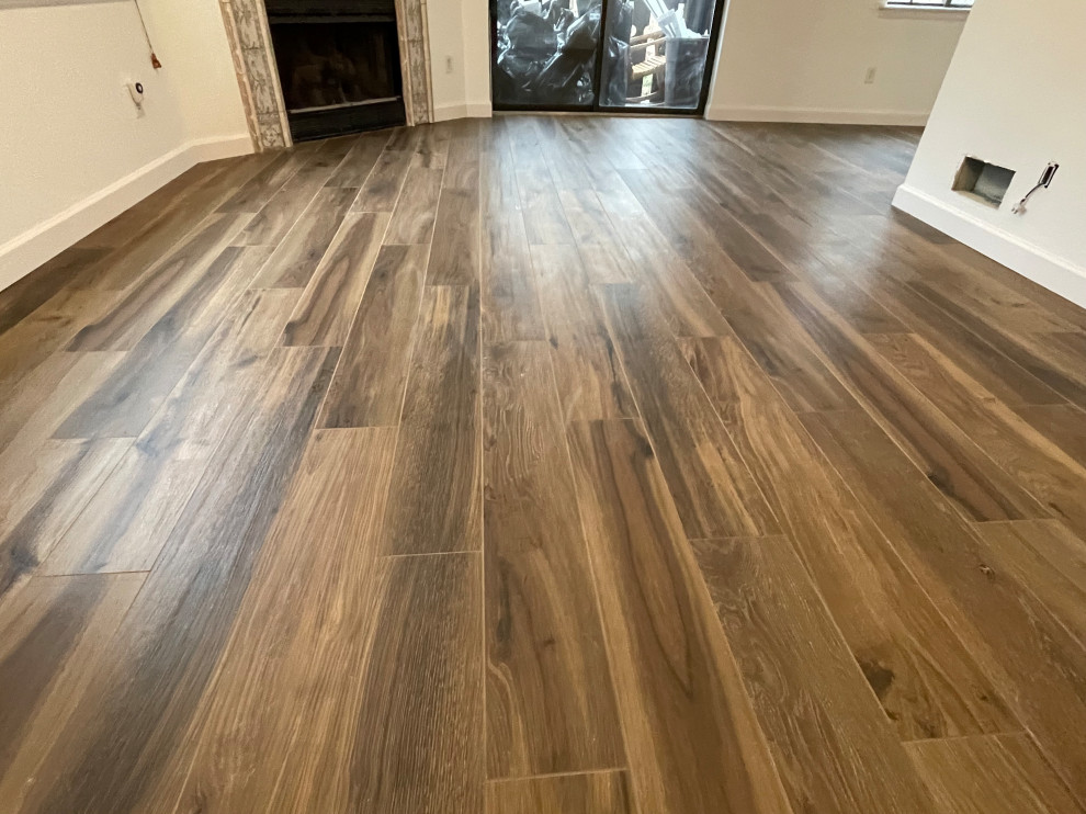 Floor Tile - Woodgrain Look - Apartment Makeover