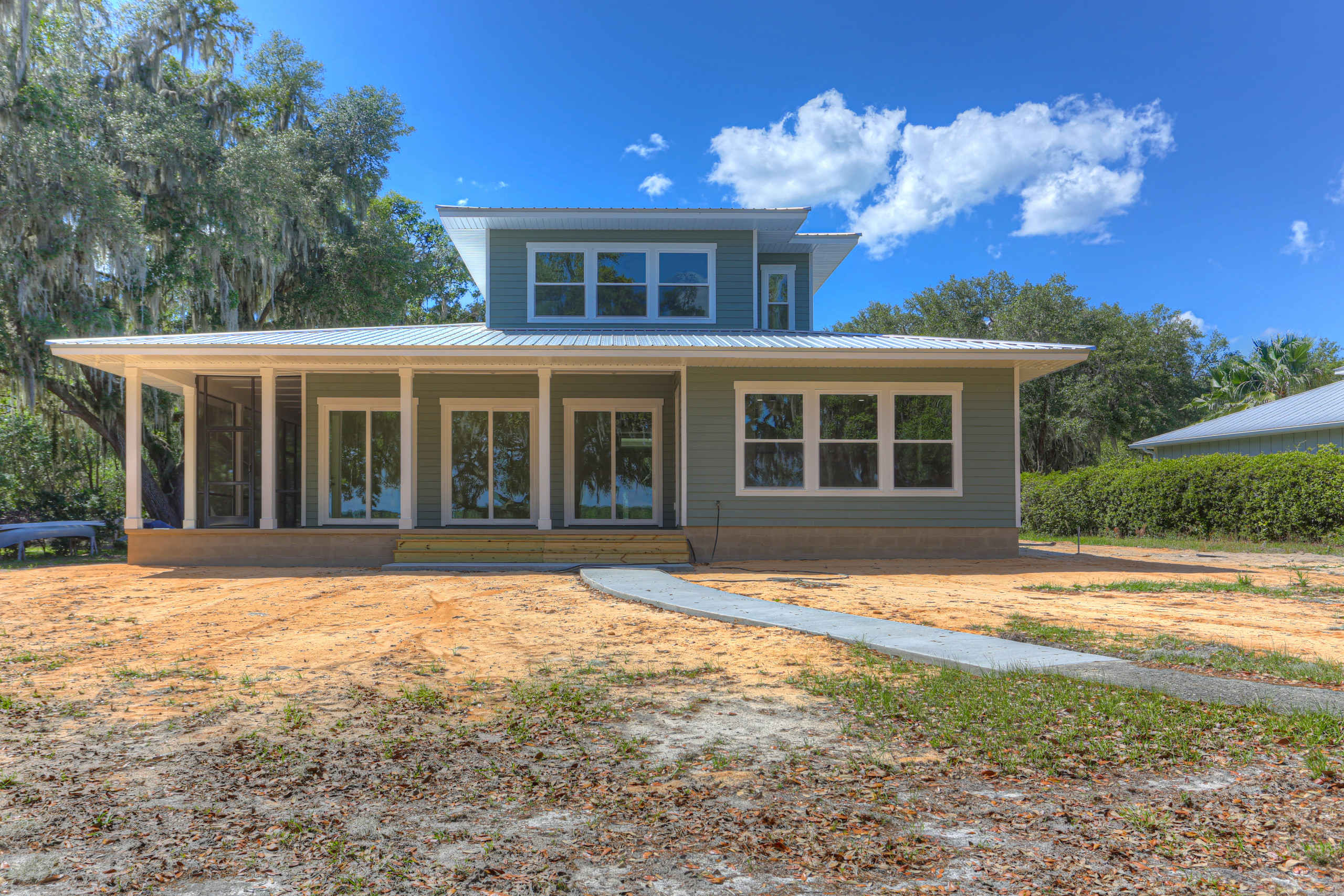 Custom Home - Lake Winnott, FL