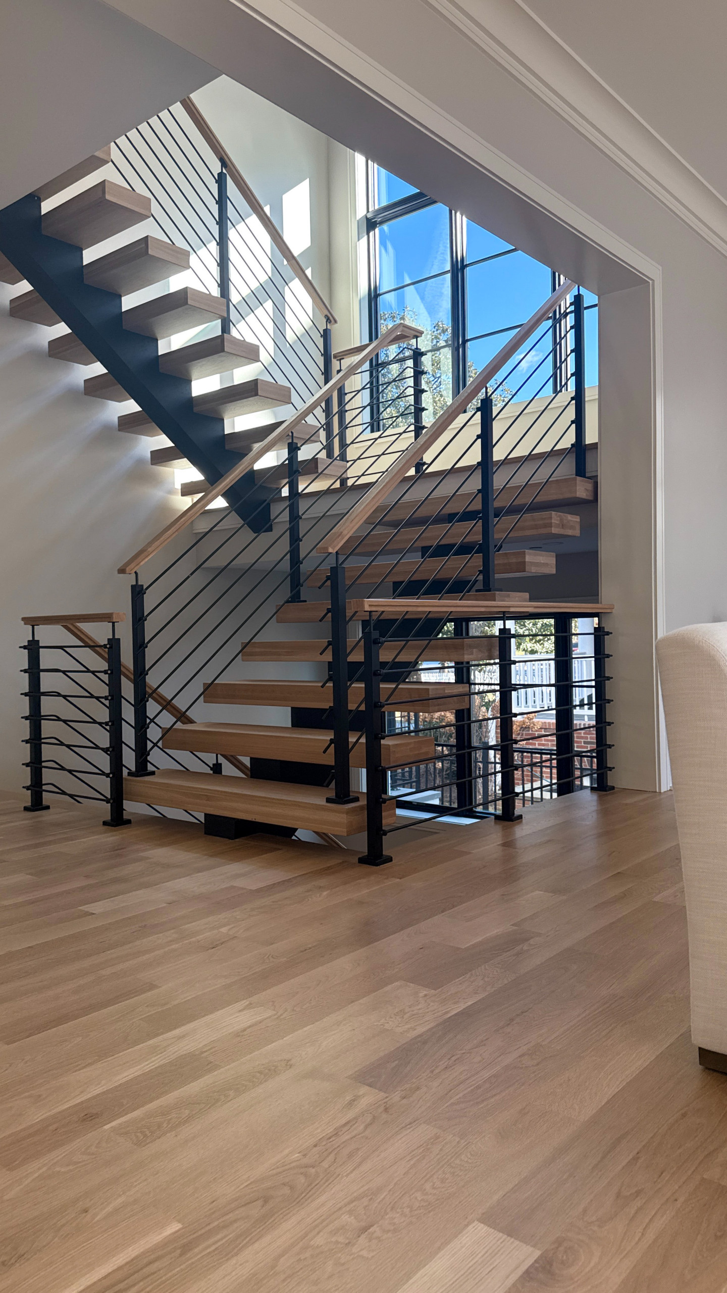 Project #147 | Modern Staircase with Seattle Style Stringer