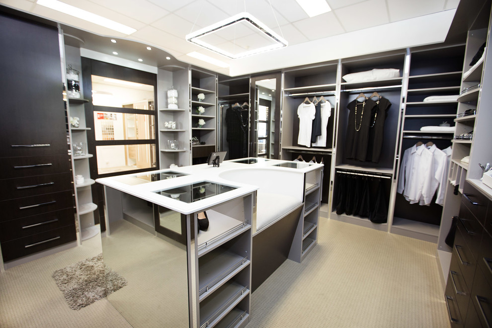 Photo of an expansive contemporary storage and wardrobe in Perth.