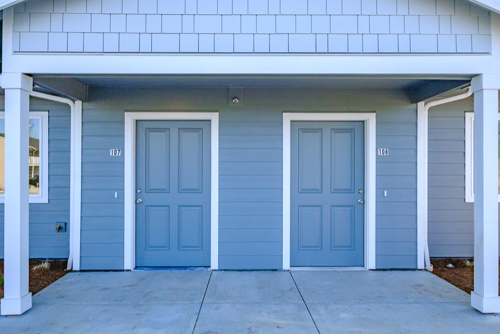 Plymouth Hills Apartments