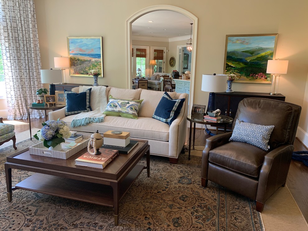 Home design - transitional home design idea