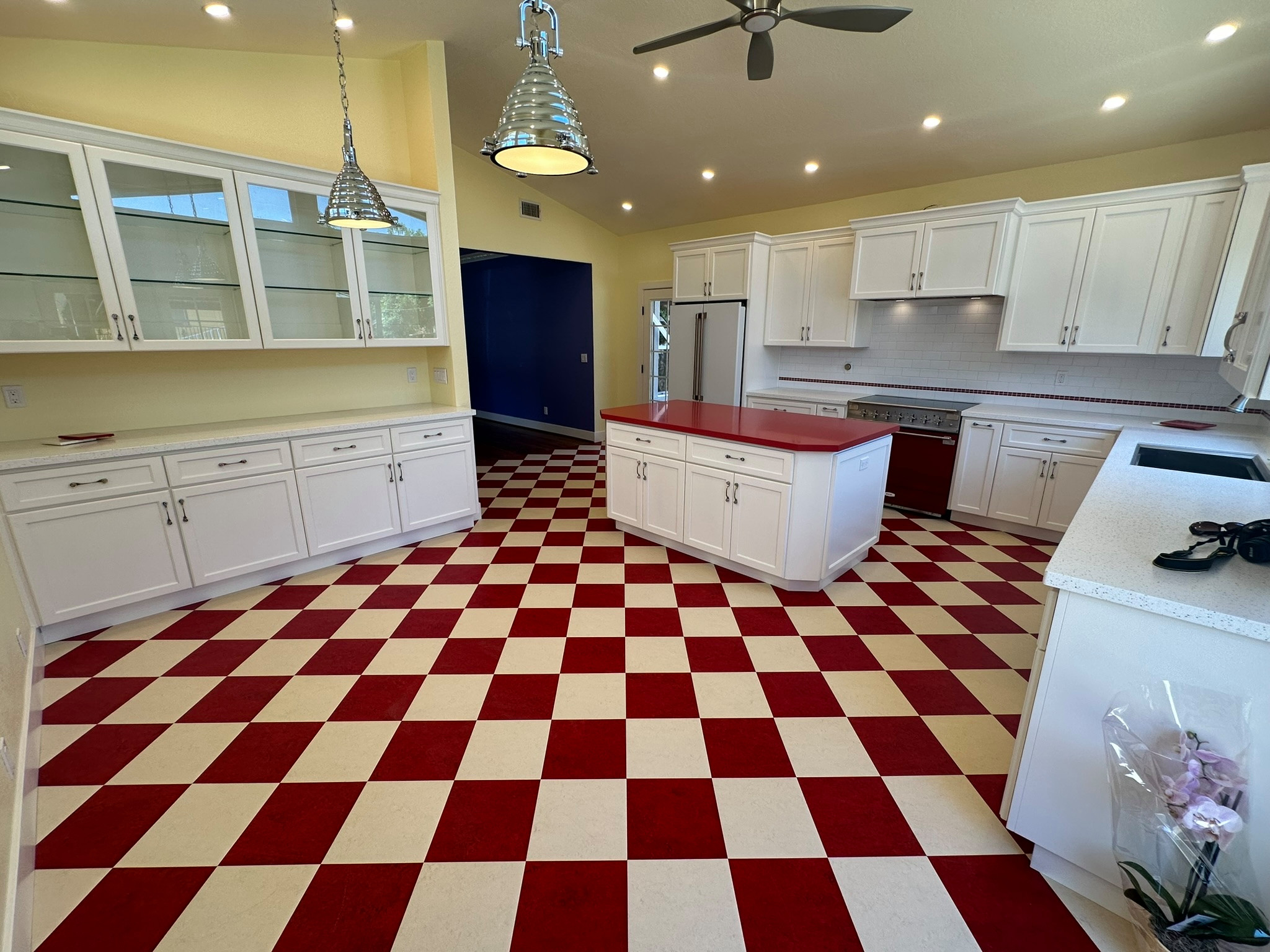 Dadek Kitchen & Laundry Room