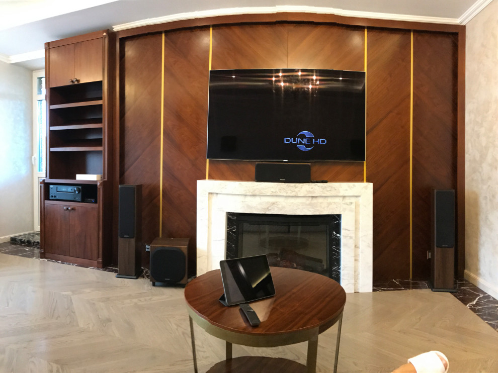 Апартаменты над рекой.