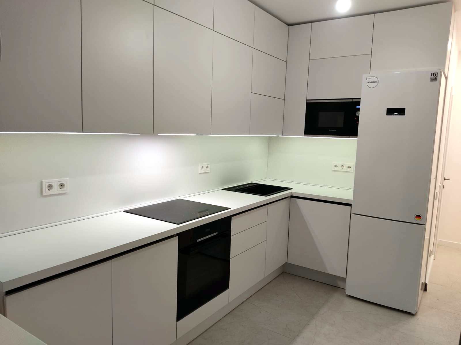 Угловая кухня "PROFILO bianco"