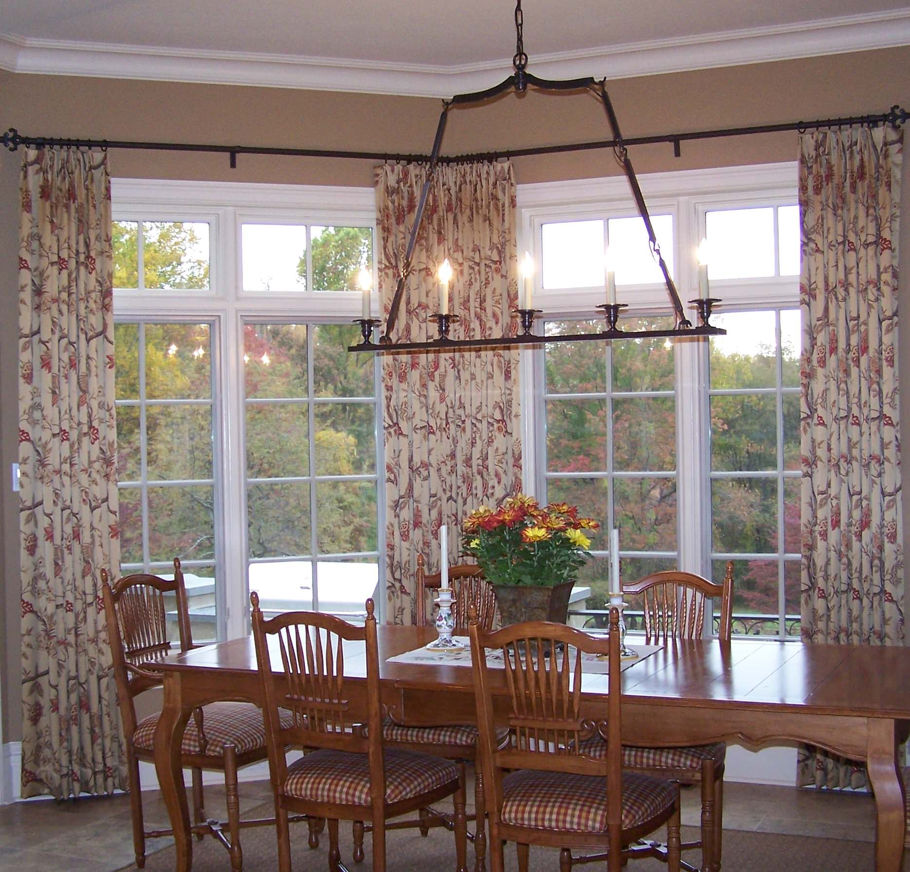 Eat-in Kitchen