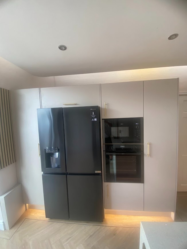 The Burbage Kitchen - Sodermalm - RRP £16,000 - Luxe Price £13,500