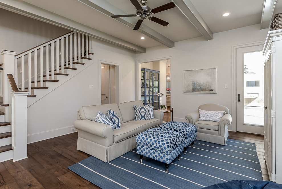 Inspiration for a transitional home design remodel in Austin