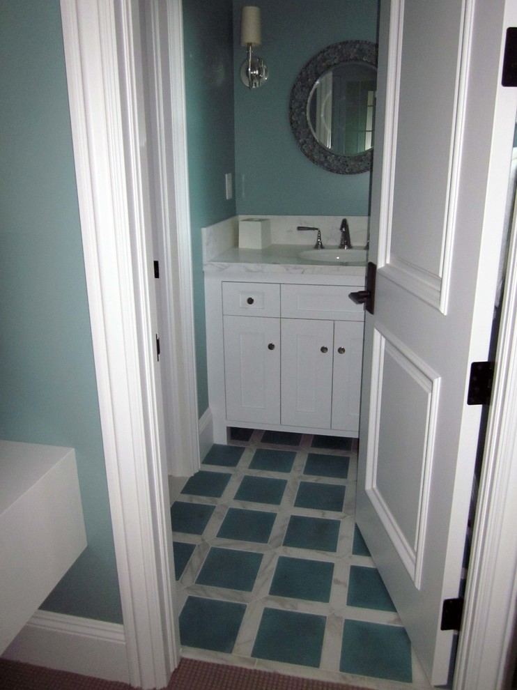 Transitional bathroom photo in Orange County