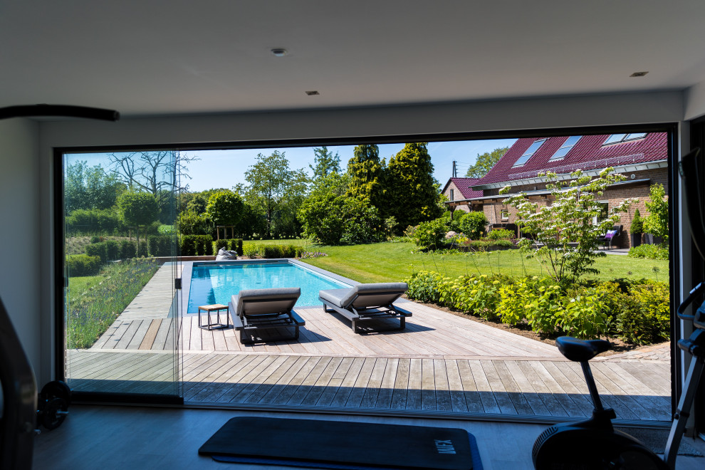 Folienpool mit Fitnessbereich Contemporary Landscape Other by
