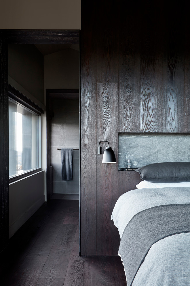 Inspiration for a contemporary bedroom in Geelong.