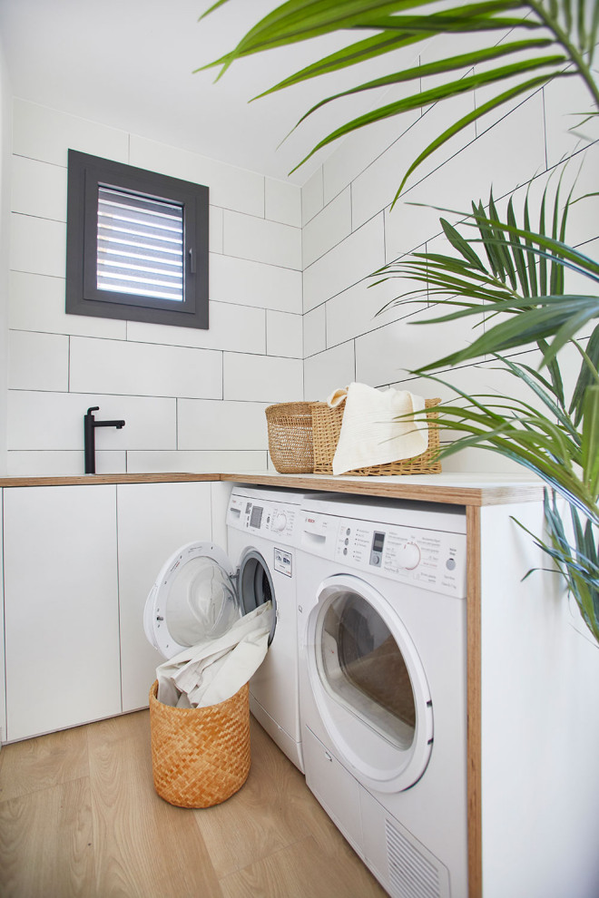 Scandinavian laundry room in Other.