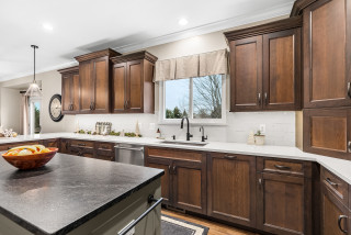 75 Beautiful Kitchen with Brown Cabinets Ideas and Designs - March 2024 |  Houzz UK