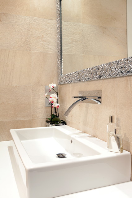 CI APT contemporary-bathroom