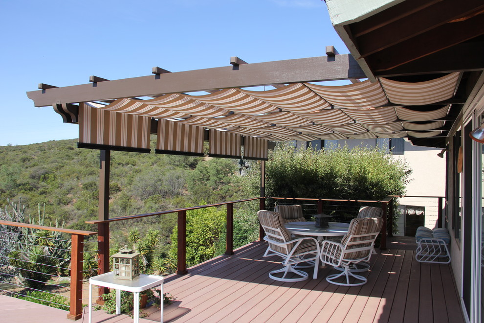Photo of a contemporary deck in San Diego.