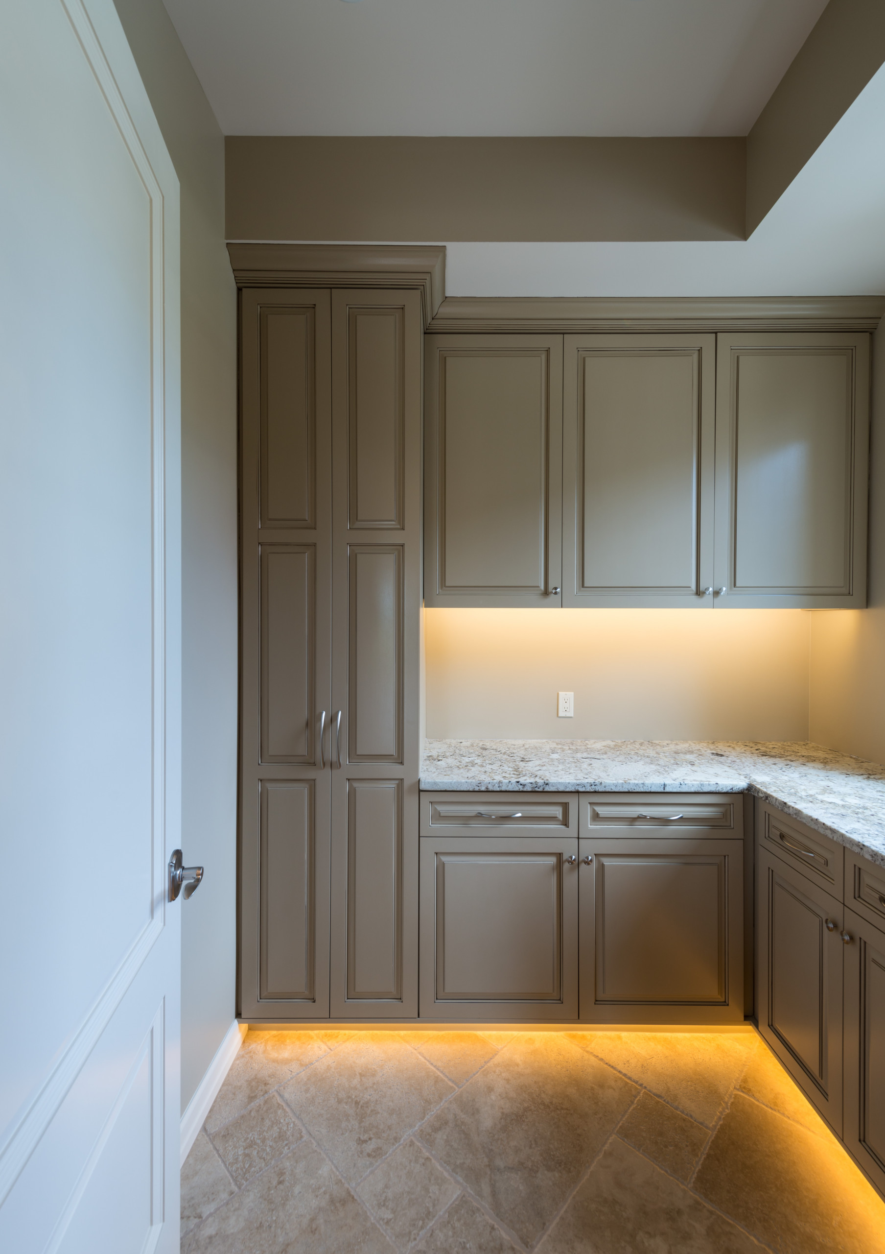 Transitiona/Craftsman Inspired Villa | Sterling Ridge Estates