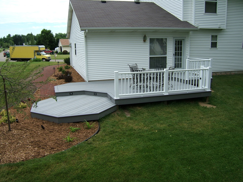 Deck - transitional deck idea in Grand Rapids