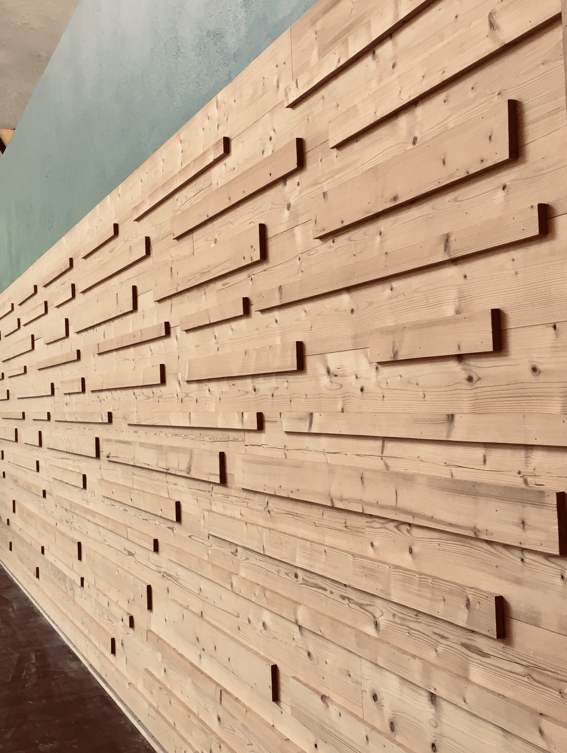 HABILLAGE MURAL le bois sous toutes ses formes et couleurs